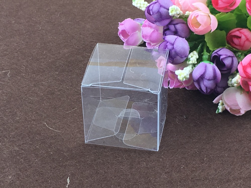 Event Party Box - 50ピース9*9*9センチクリアプラスチックpvcボックス包装用giftchocolatecandycosmeticcakecraftsディスプレイパッケージ透明ボックス