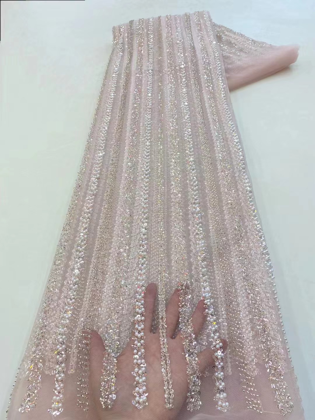 高品質のアフリカナイジェリア最新チュールレース生地、刺繍入り - Glitter Tablecloth のレビューと価格